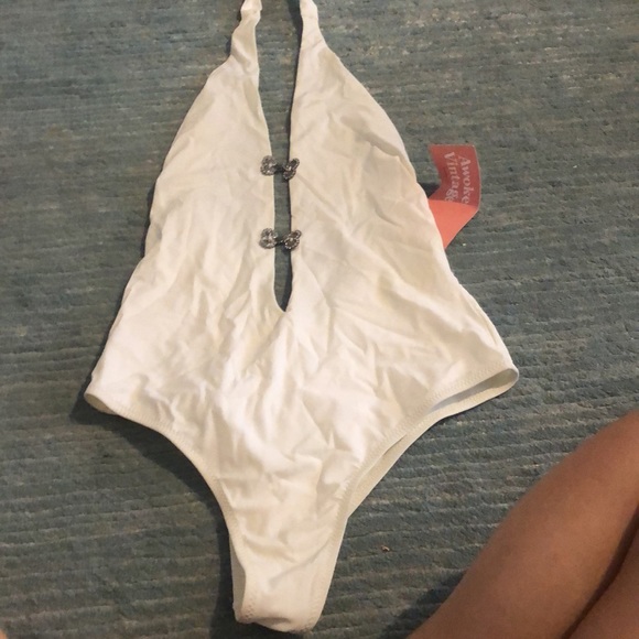 Size S white backless VTG swimsuit with glitter clasp buttons, found in Italy - Picture 2 of 8